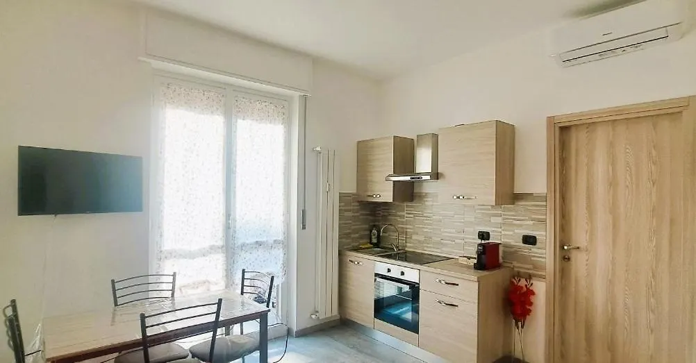 La Petite Maison contacts