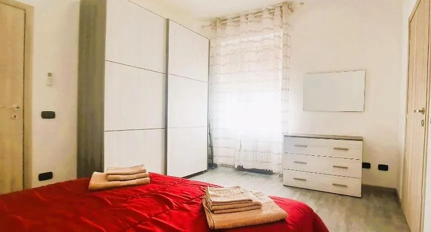 La Petite Maison Apartment Agrate Brianza 0*,